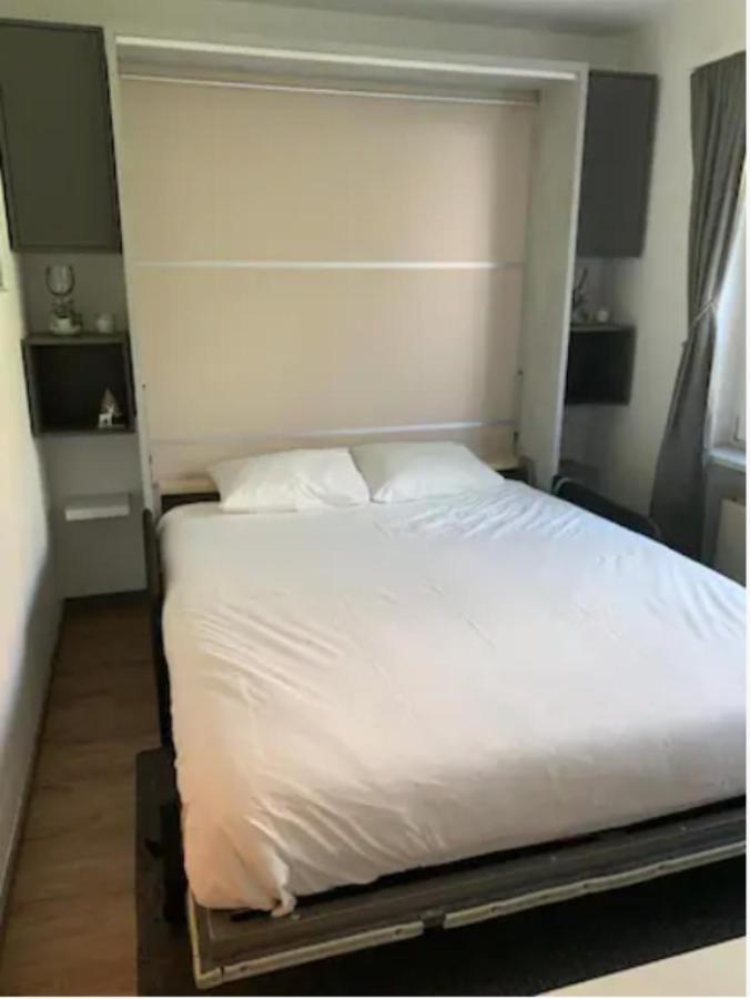 Lovely 1-Bedroom Vacation Studio Apartment With Pool And Sauna Laax Esterno foto