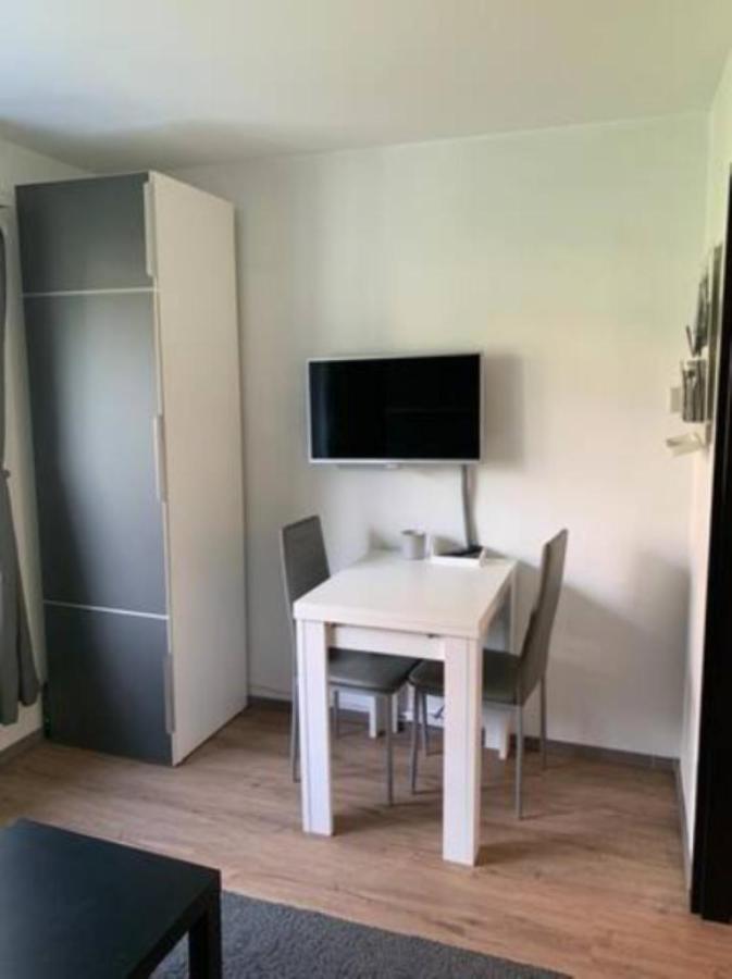 Lovely 1-Bedroom Vacation Studio Apartment With Pool And Sauna Laax Esterno foto